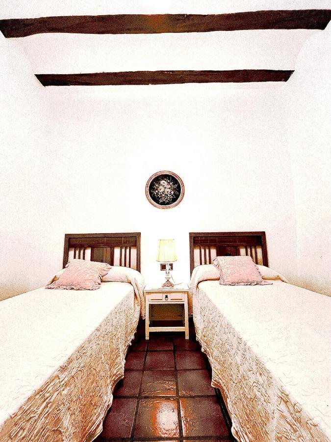 Las 9 Candelas Alojamiento En El Centro De Yecla Bagian luar foto